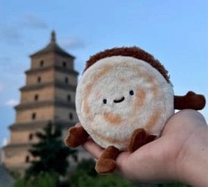 Memory in a Hug: Exploring Souvenir Ornament Toy Plush